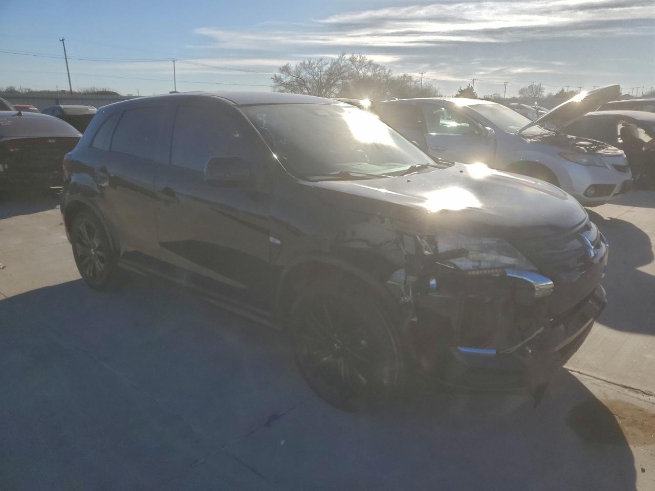 Mitsubishi Outlander Es Image 4