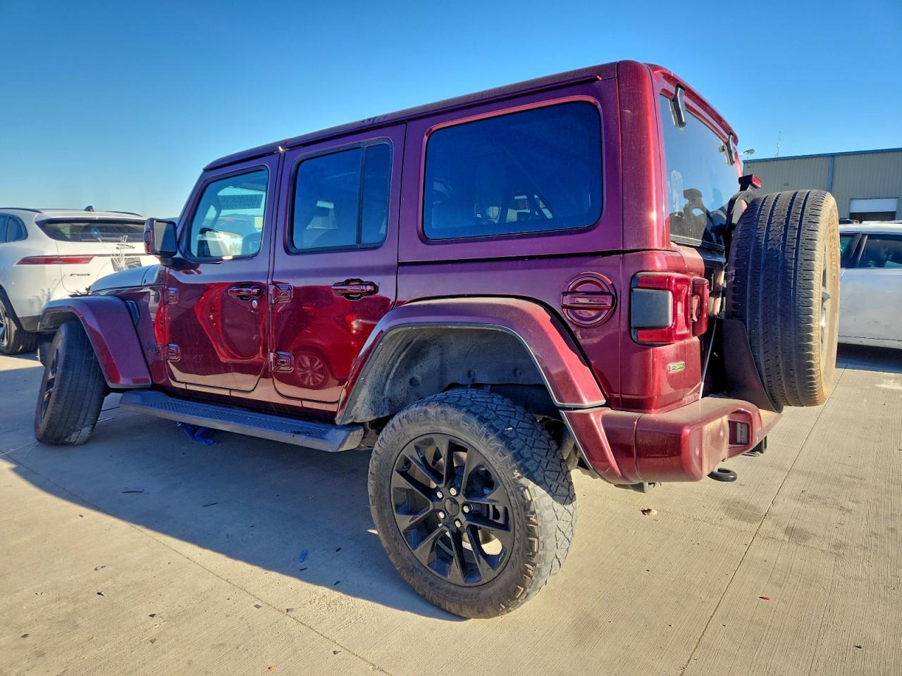 Jeep Wrangler Sahara Image 2