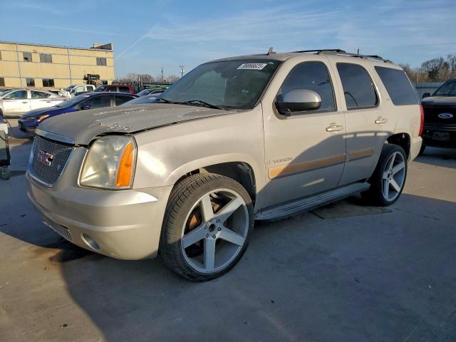  Salvage GMC Yukon