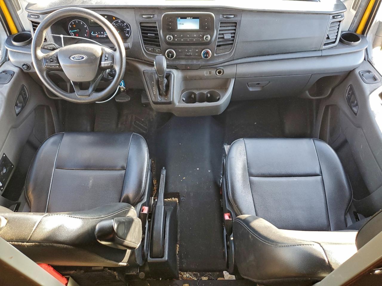 Ford Transit T-250 Image 8