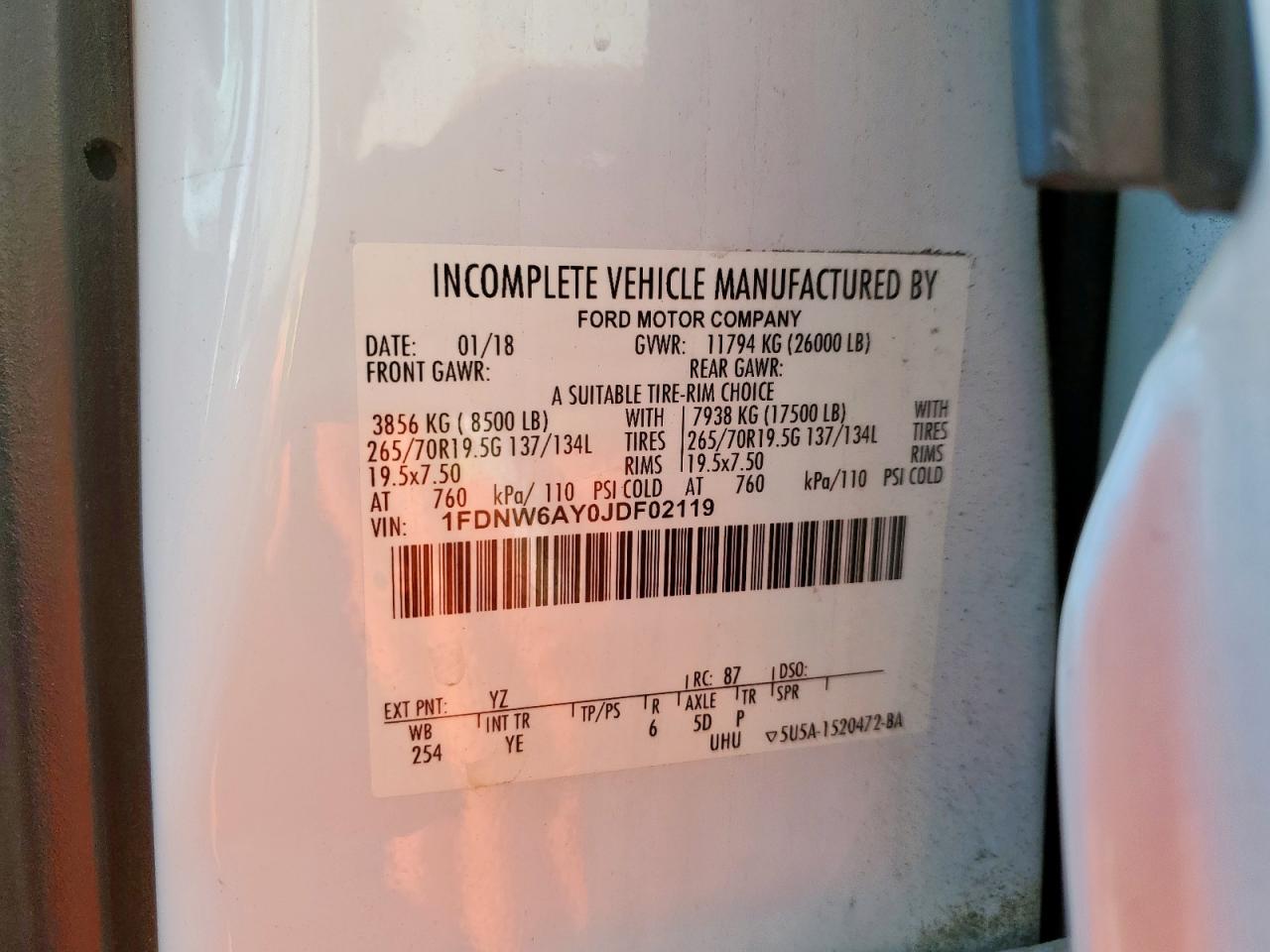 Ford F-650 Super Duty Image 13