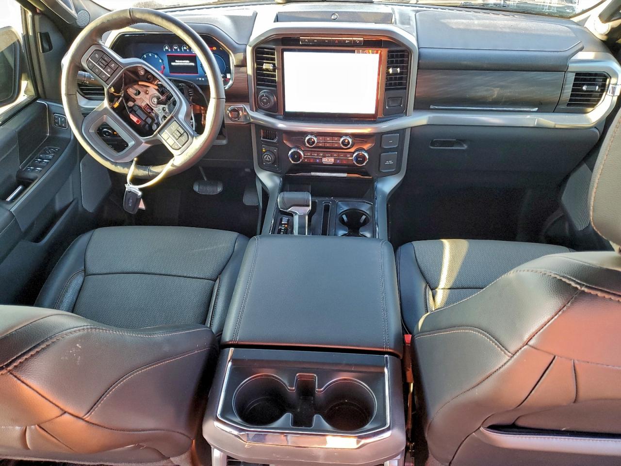 Ford F-150 Lariat Image 6