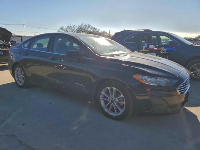 Ford Fusion Se Image 4