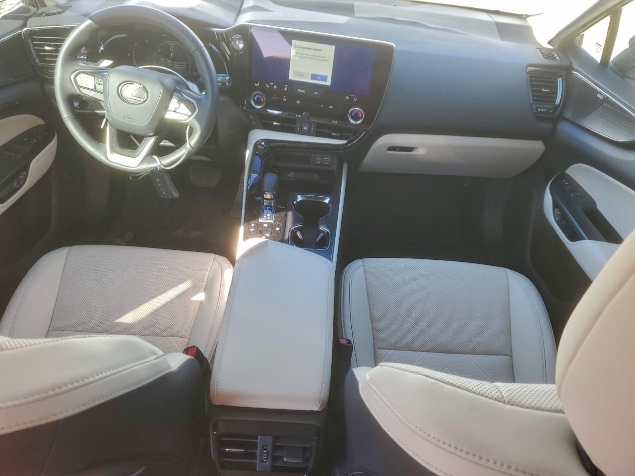 Lexus NX 350h Base Image 7