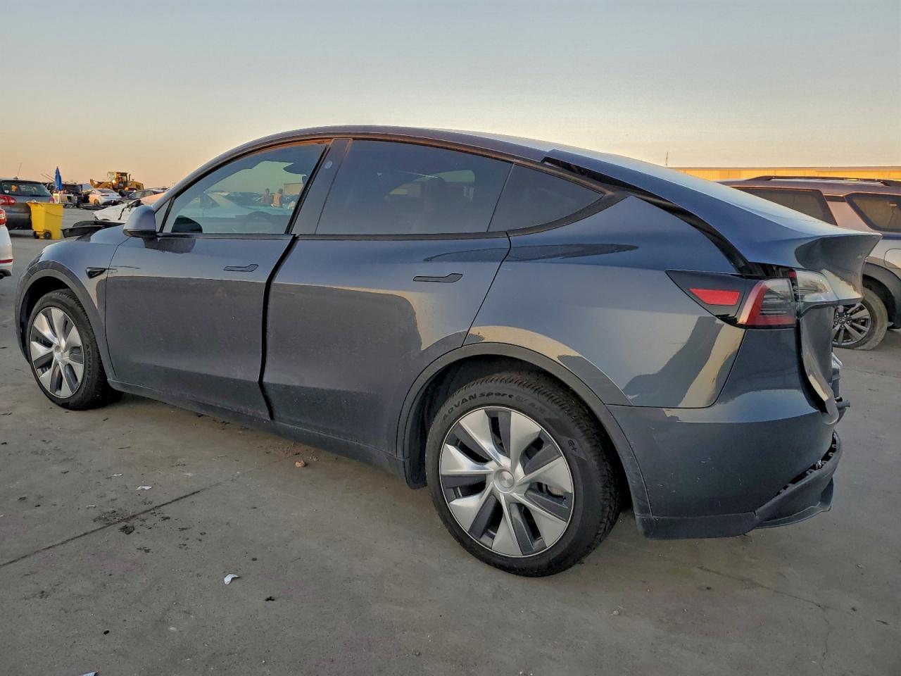 Tesla Model Y Image 12
