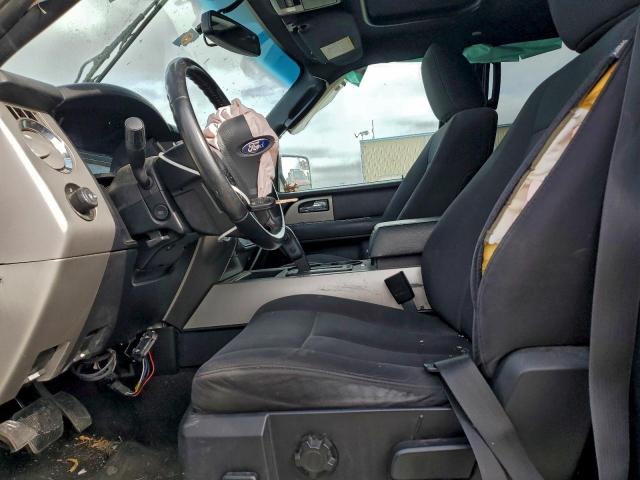 Ford Expedition Xlt Image 2