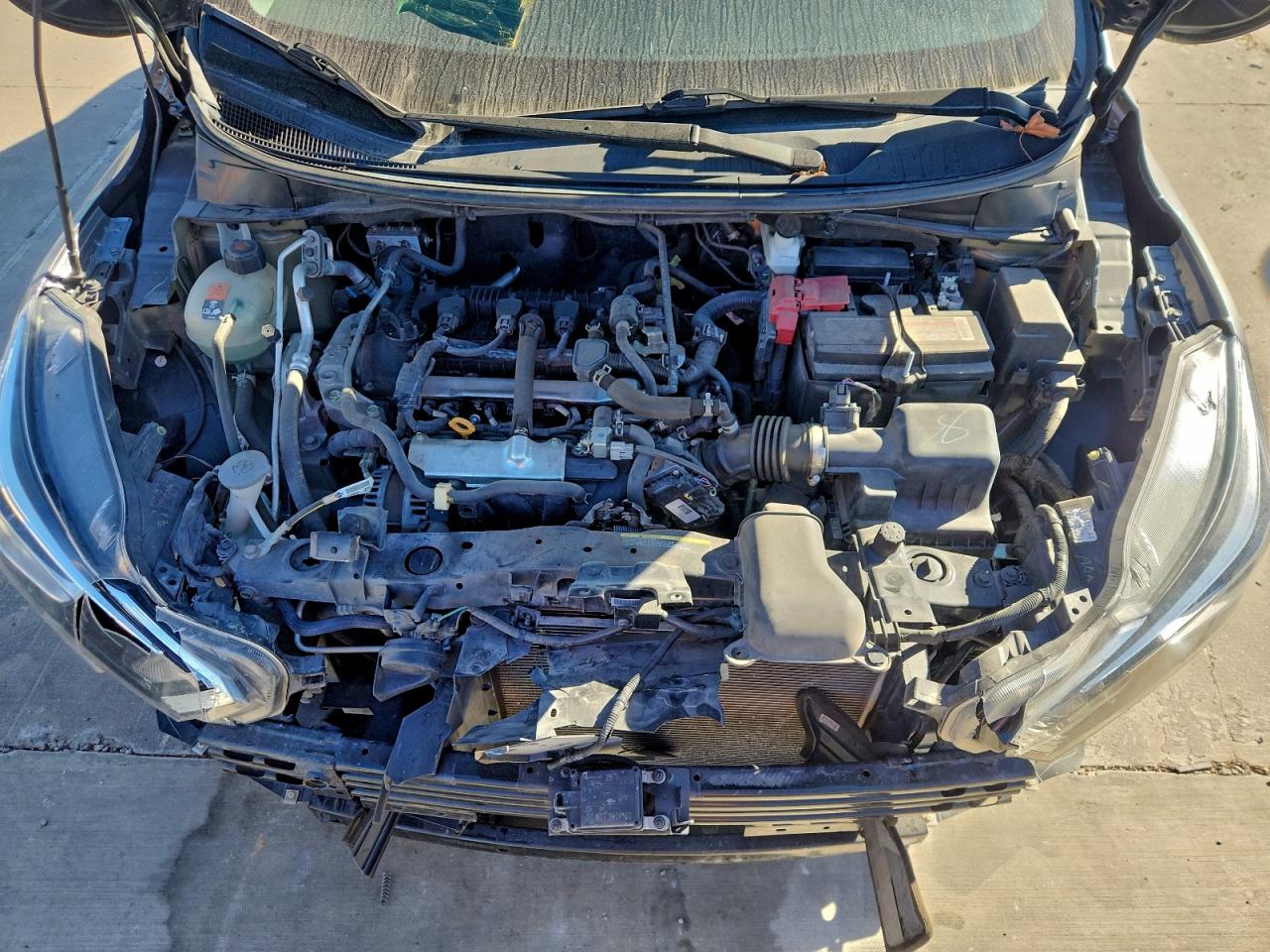 Nissan Versa S Image 3