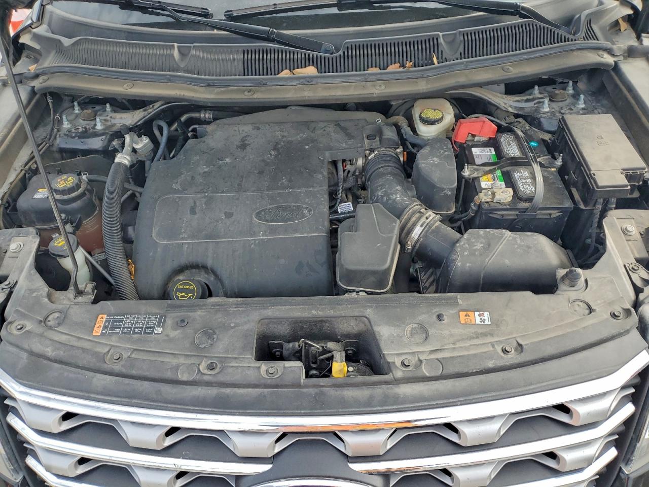 Ford Explorer Limited Image 9