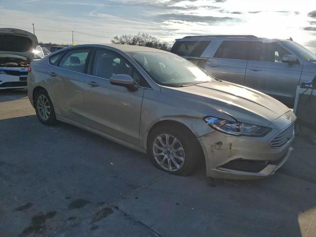 Ford Fusion S Image 3