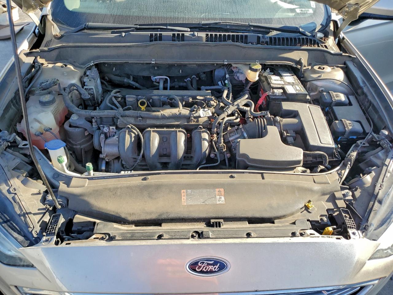 Ford Fusion S Image 12