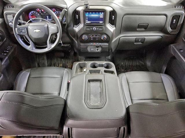 Chevrolet Silverado C1500 Image 8