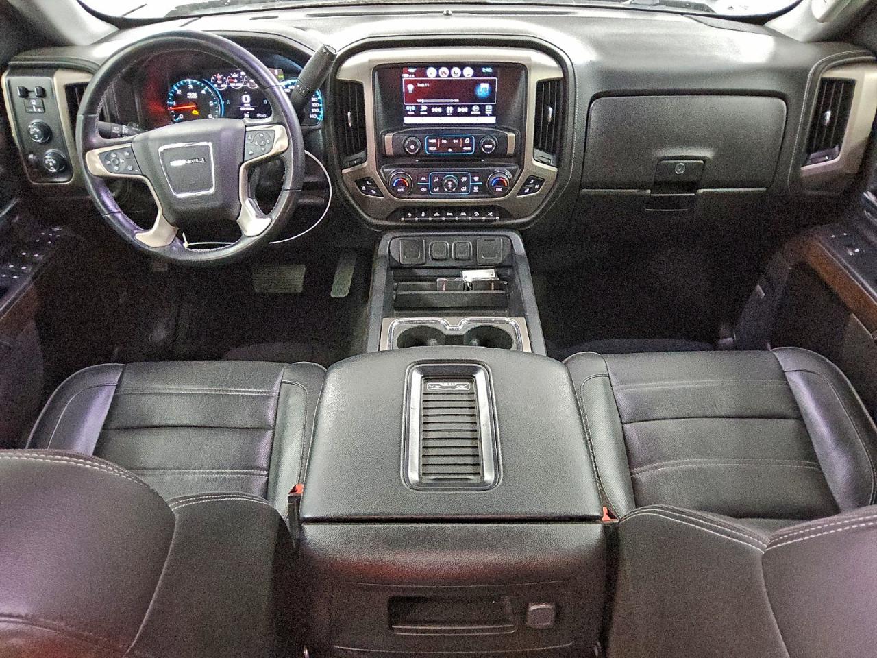 GMC Sierra K1500 Denali Image 12