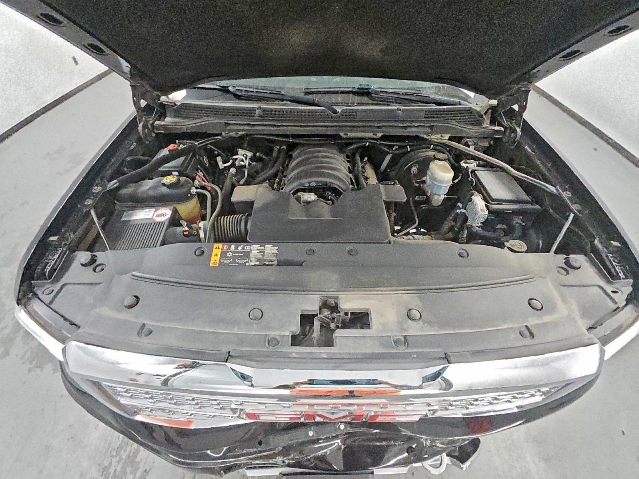 GMC Sierra K1500 Denali Image 5