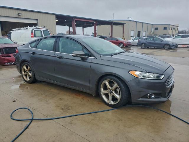 Ford Fusion Se Image 6