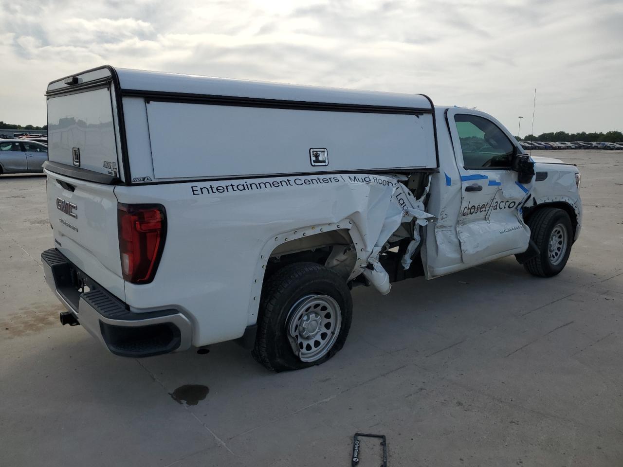 GMC Sierra C1500 Image 6