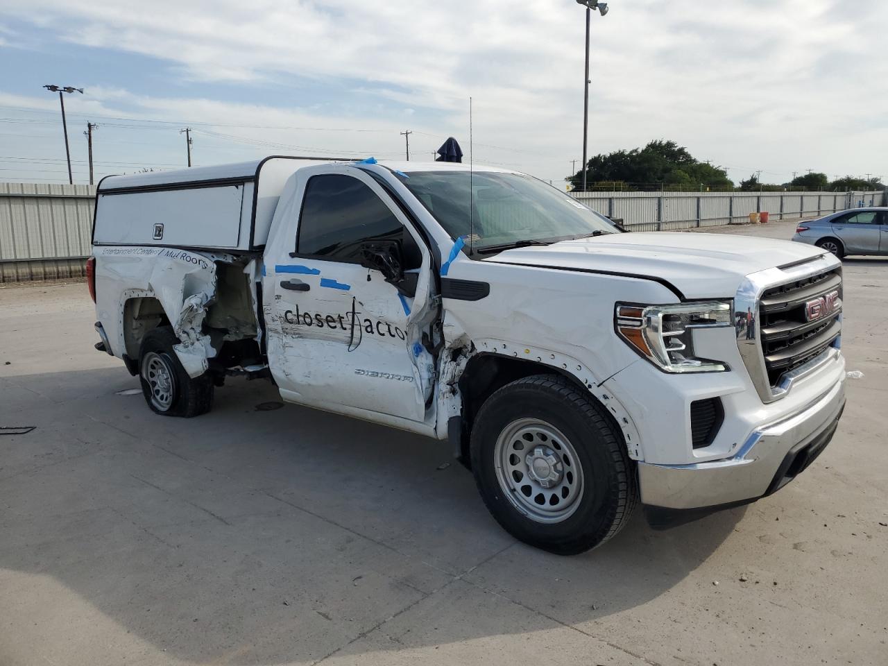 GMC Sierra C1500 Image 12