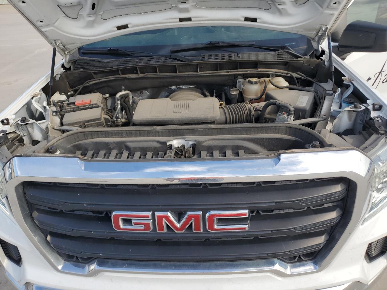 GMC Sierra C1500 Image 11
