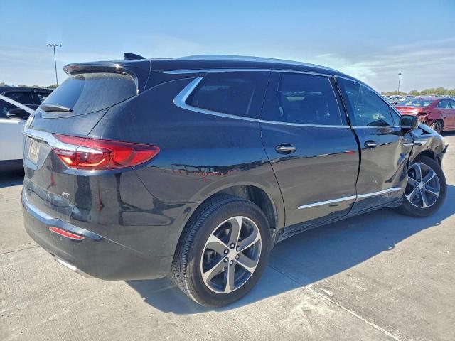 Buick Enclave Essence Image 6