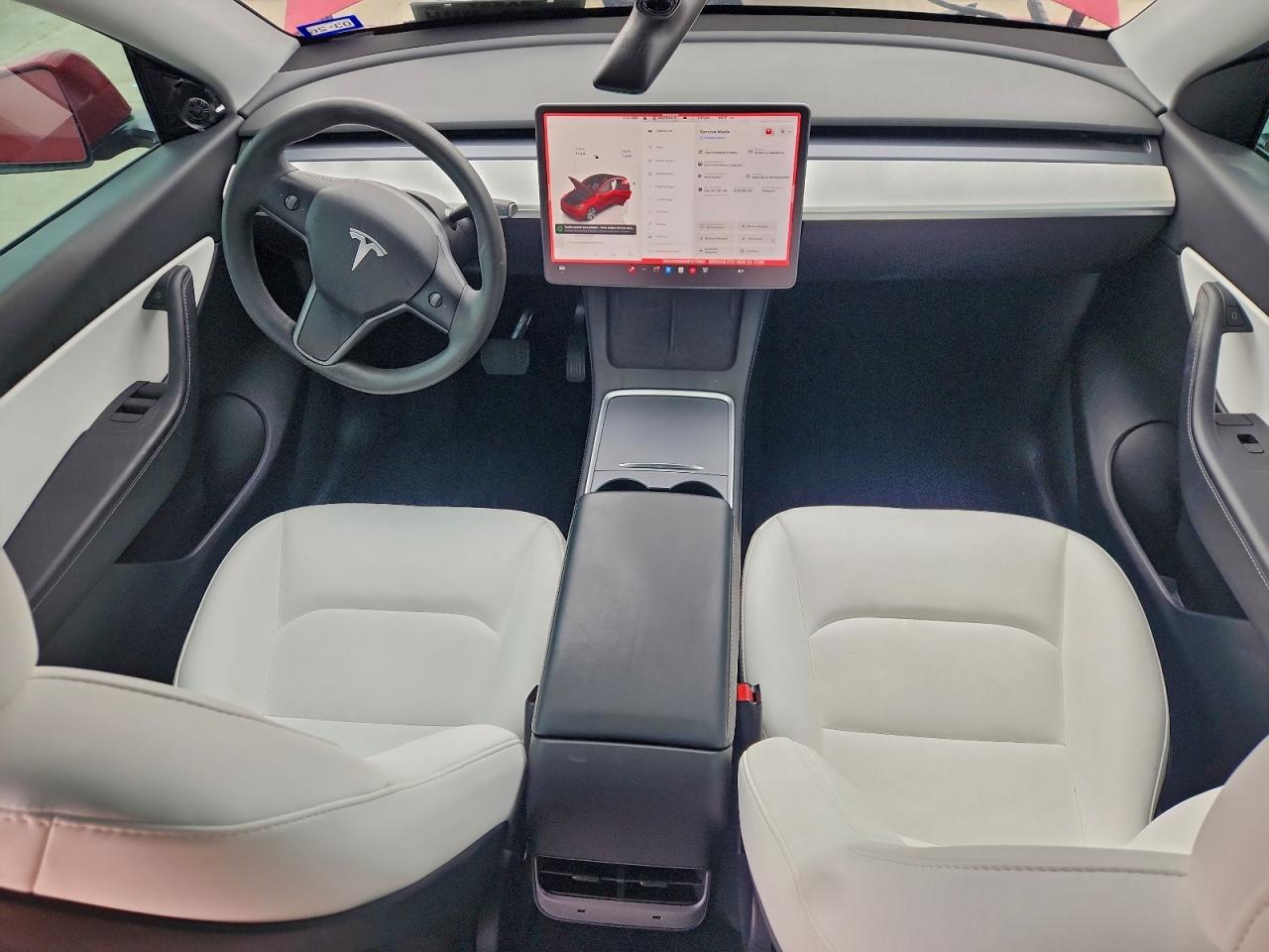Tesla Model Y Image 5