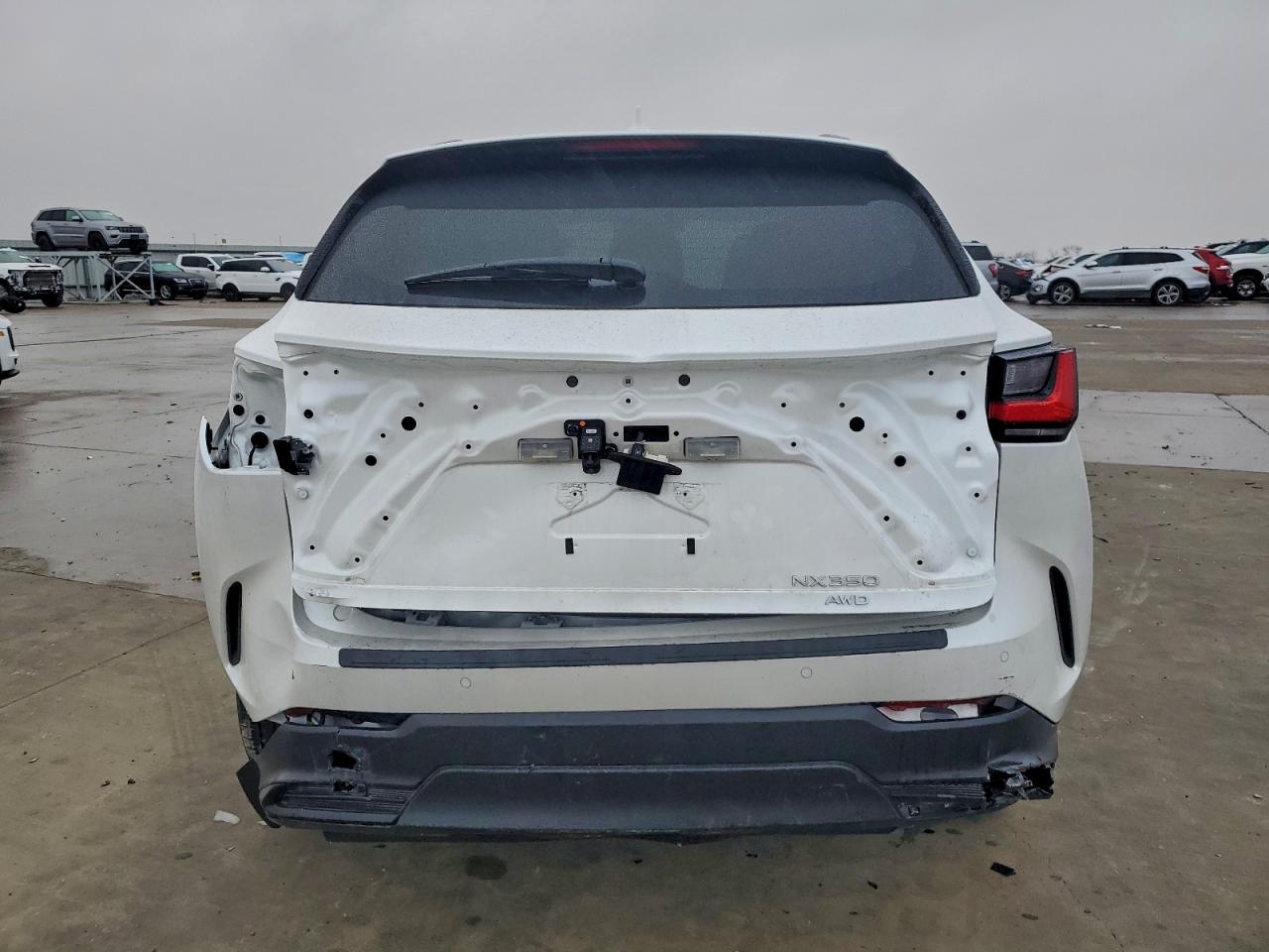 Lexus NX 350 Premium Image 13