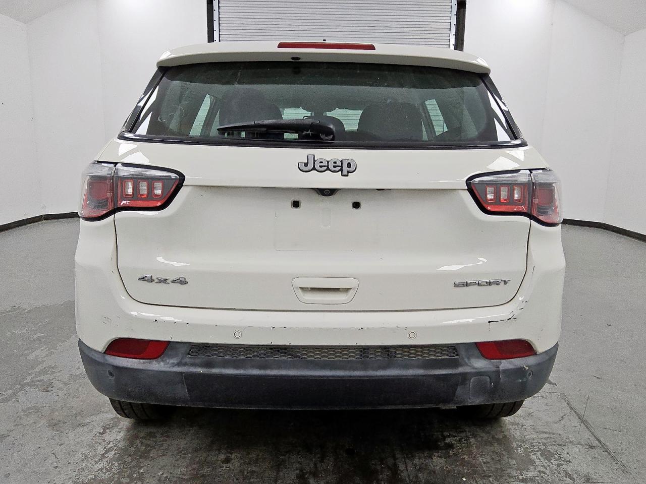 Jeep Compass Sport Image 4