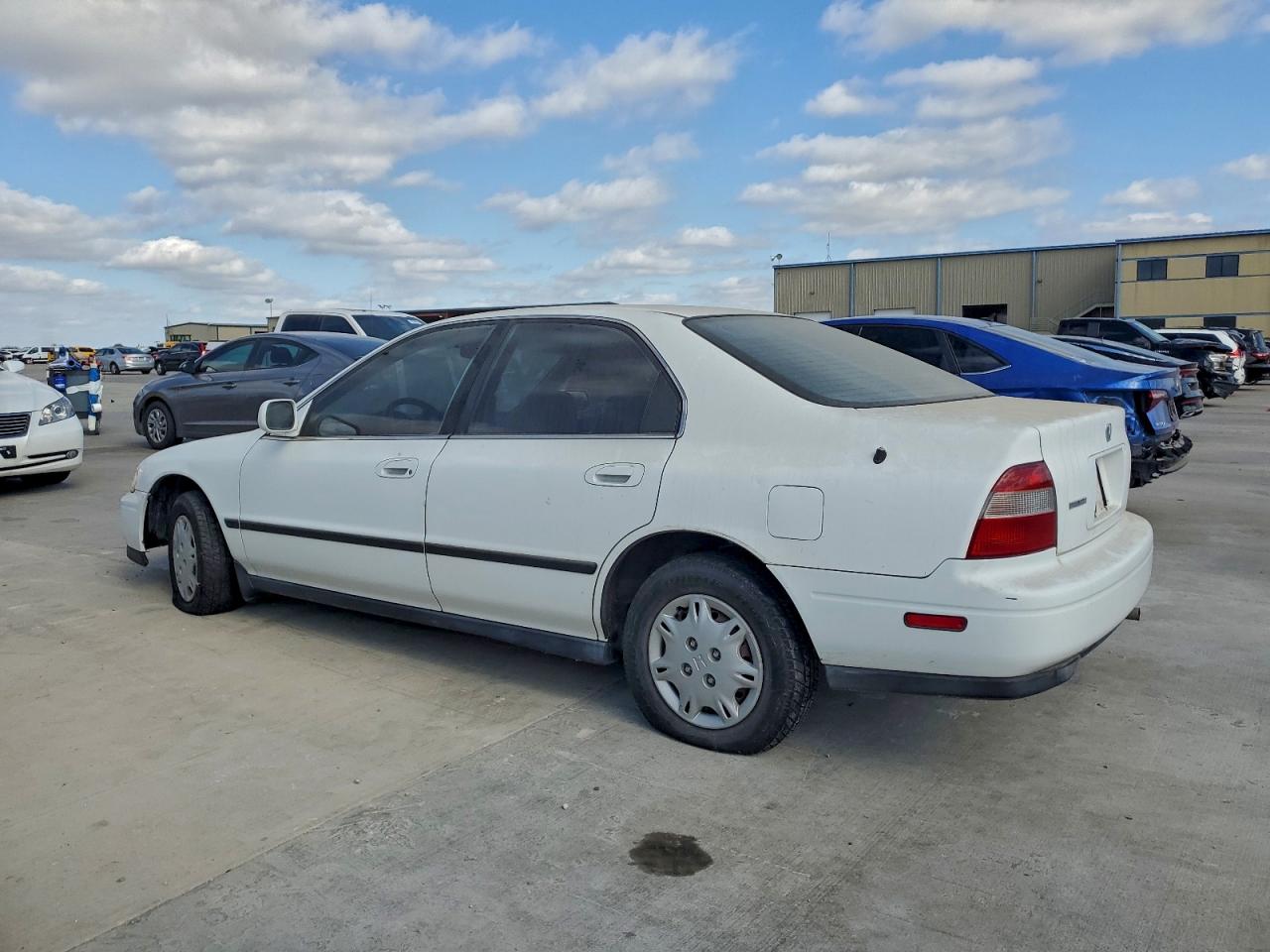 Honda Accord Lx Image 2