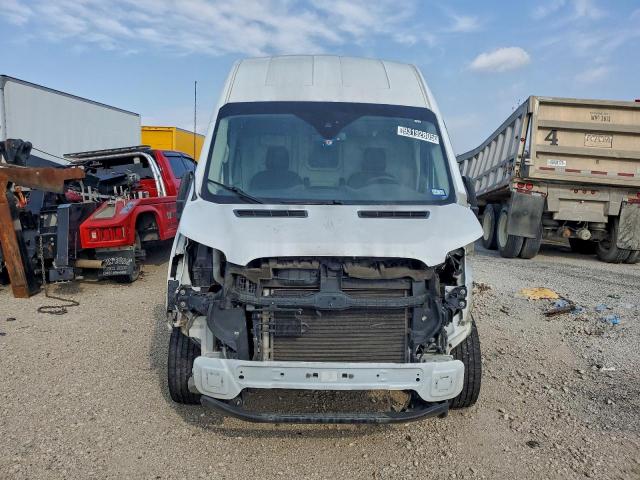 Ford Transit T-250 Image 4