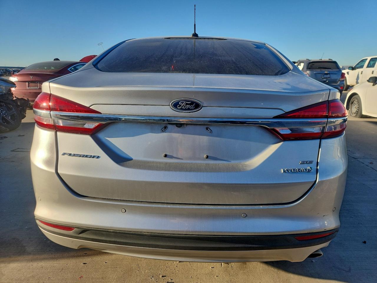Ford Fusion Se Hybrid Image 11