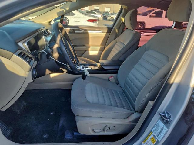 Ford Fusion Se Hybrid Image 10