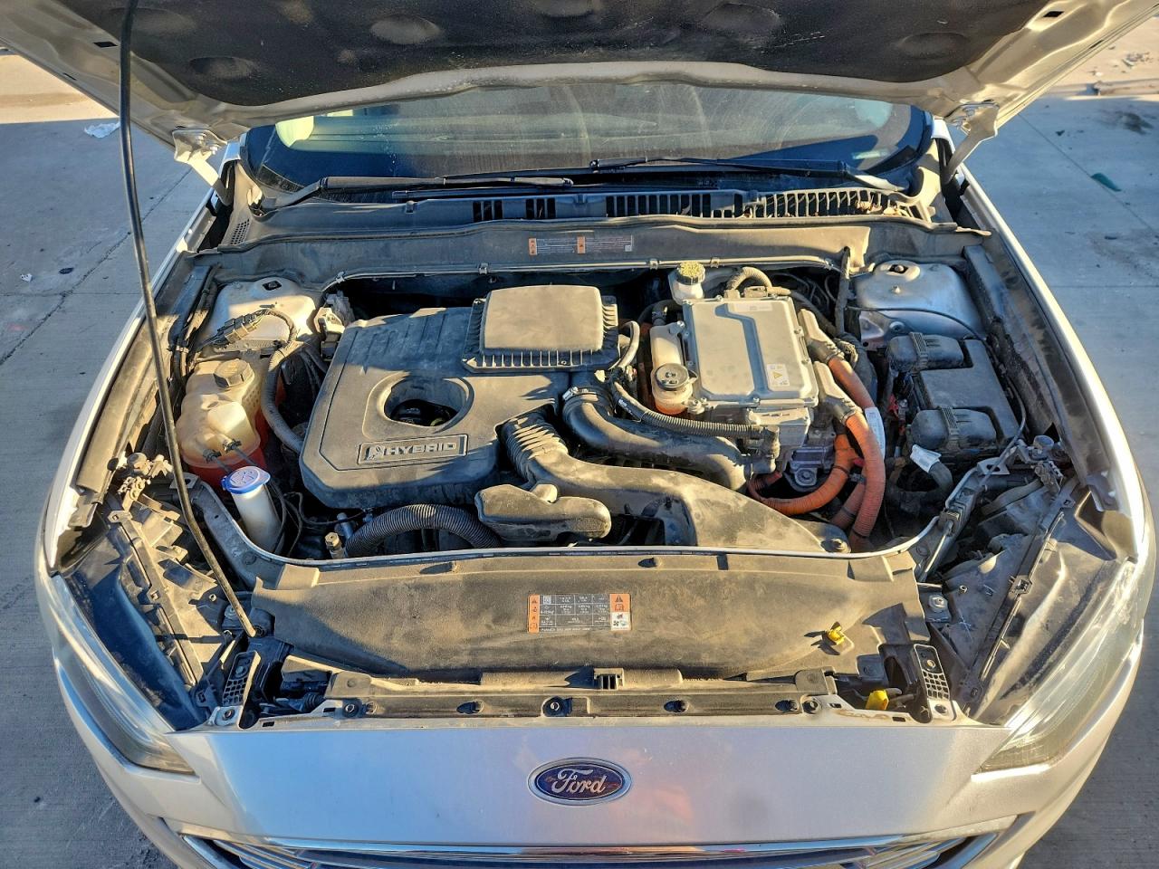 Ford Fusion Se Hybrid Image 12