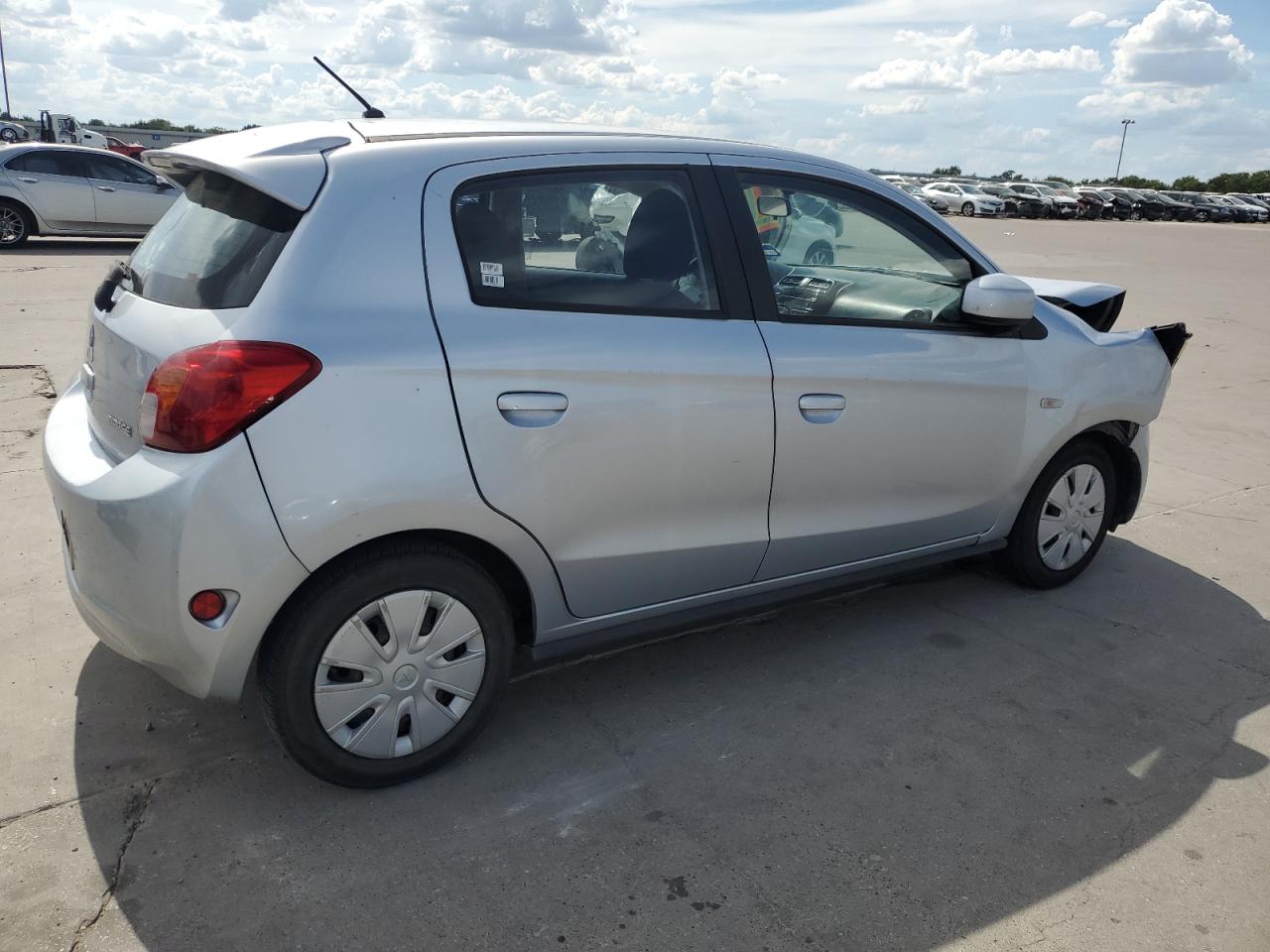 Mitsubishi Mirage De Image 12