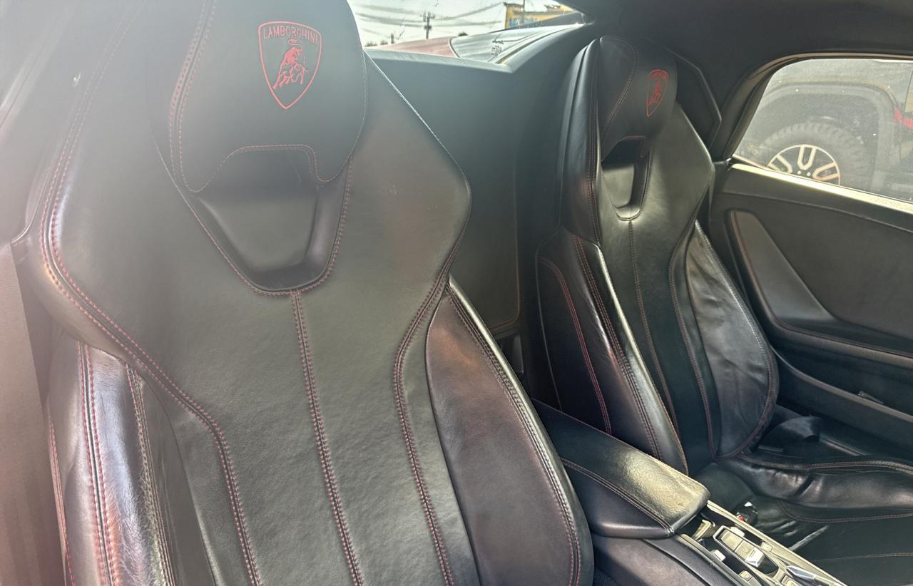 Lamborghini Huracan Image 3