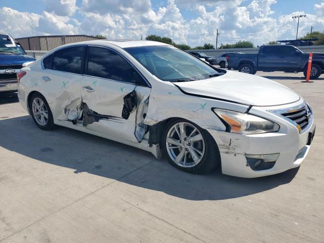 Nissan Altima 2.5 Image 13