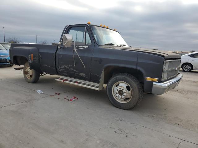 Chevrolet C30 Image 4