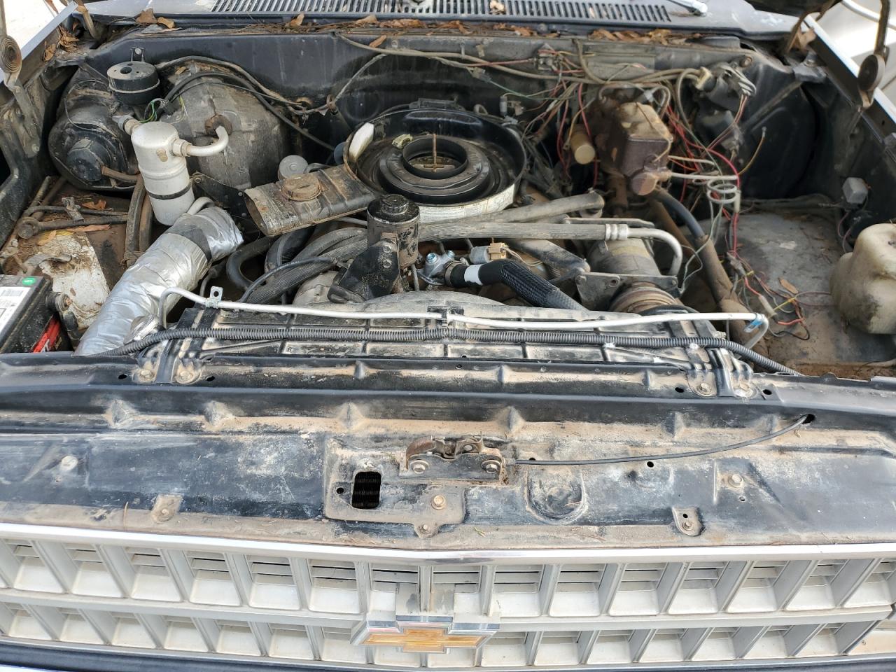 Chevrolet C30 Image 11