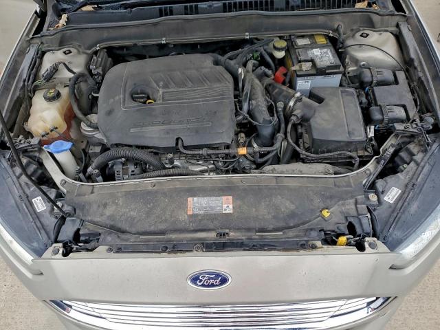 Ford Fusion Se Image 4