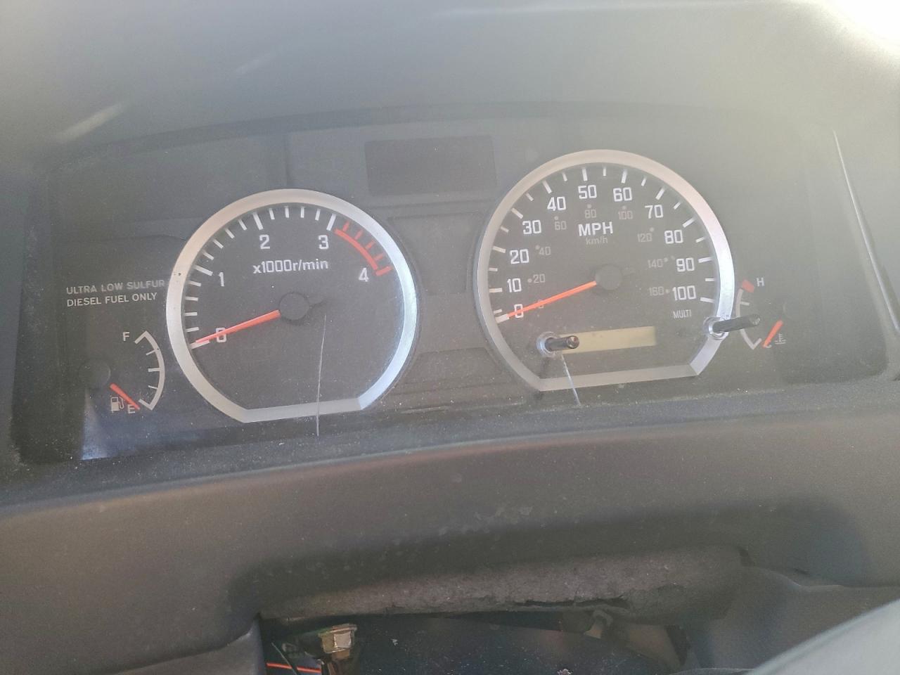 Isuzu Npr Xd Image 4