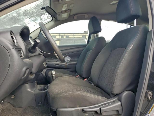 Nissan Versa S Image 9