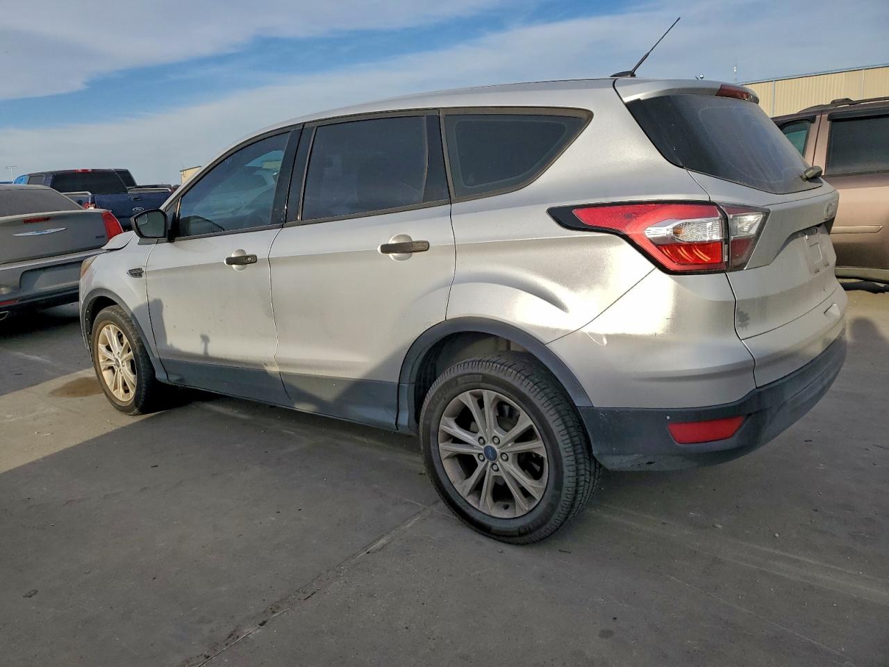 Ford Escape S Image 4