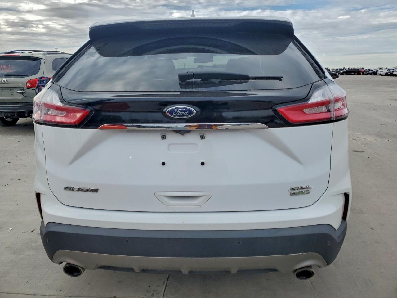 Ford Edge Sel Image 2