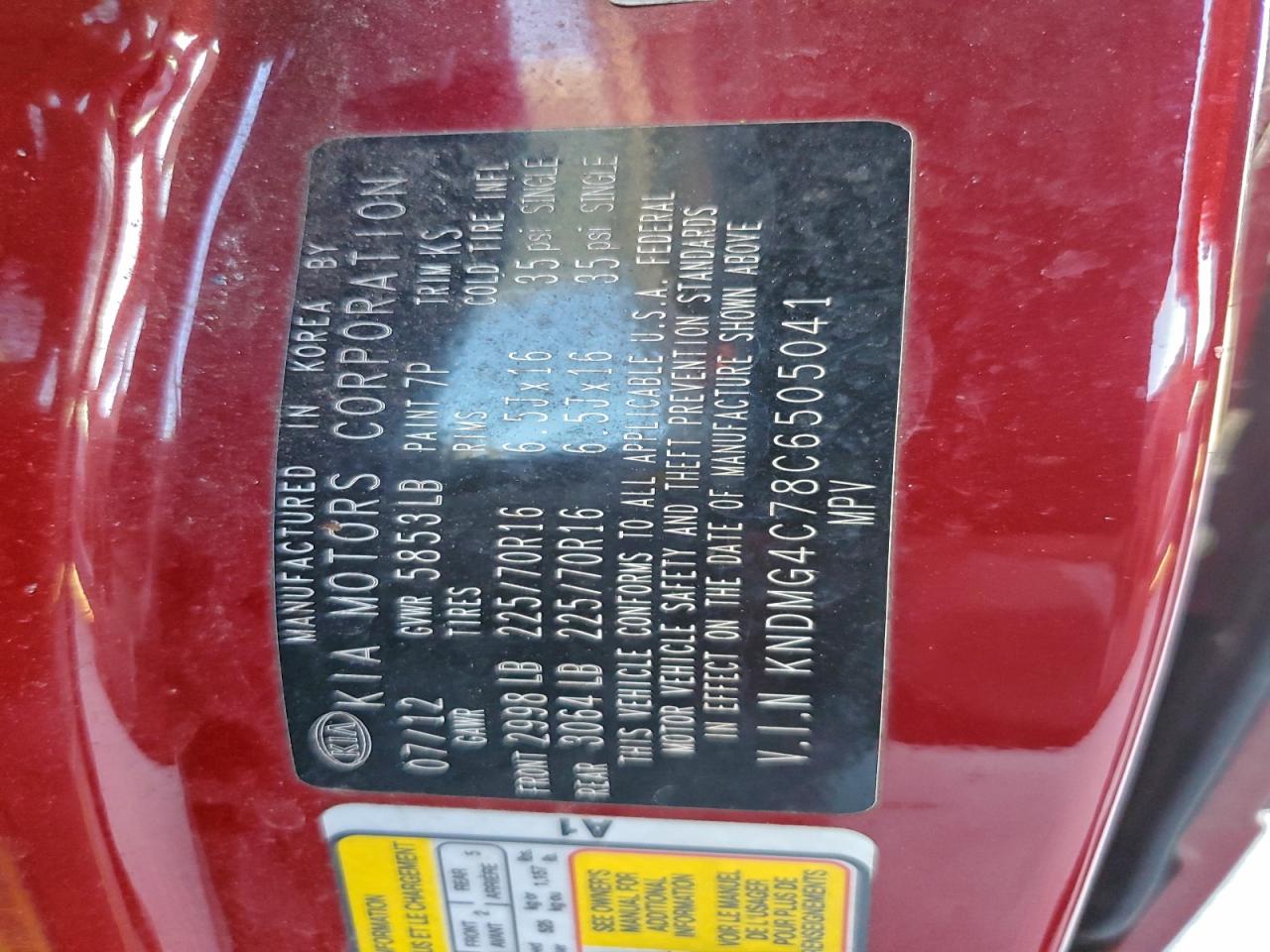 Kia Sedona Lx Image 3