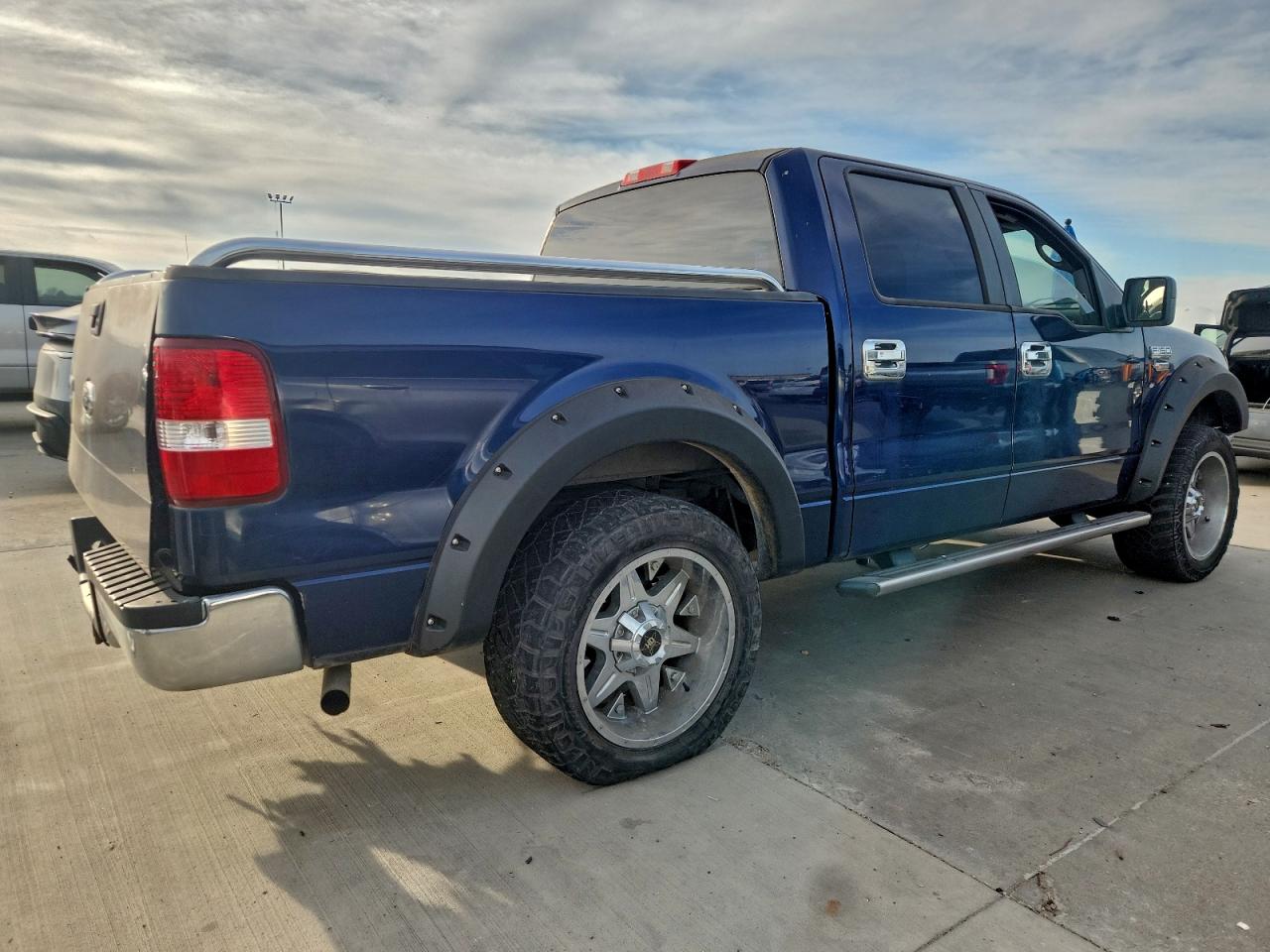 Ford F-150 Supercrew Image 6