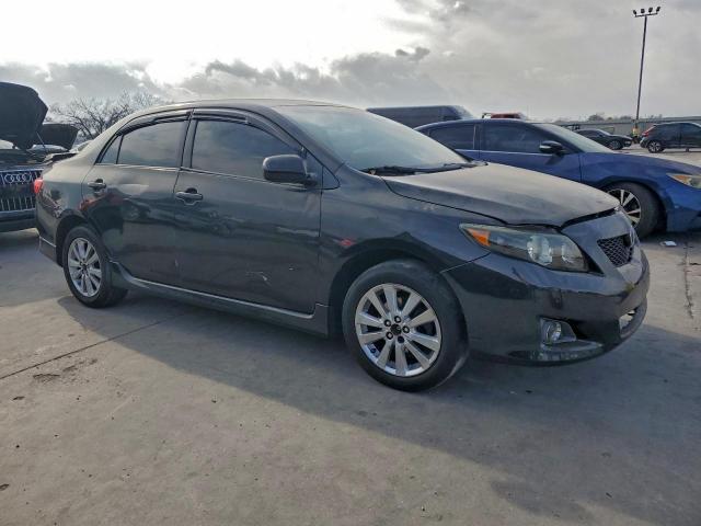 Toyota Corolla Base Image 6