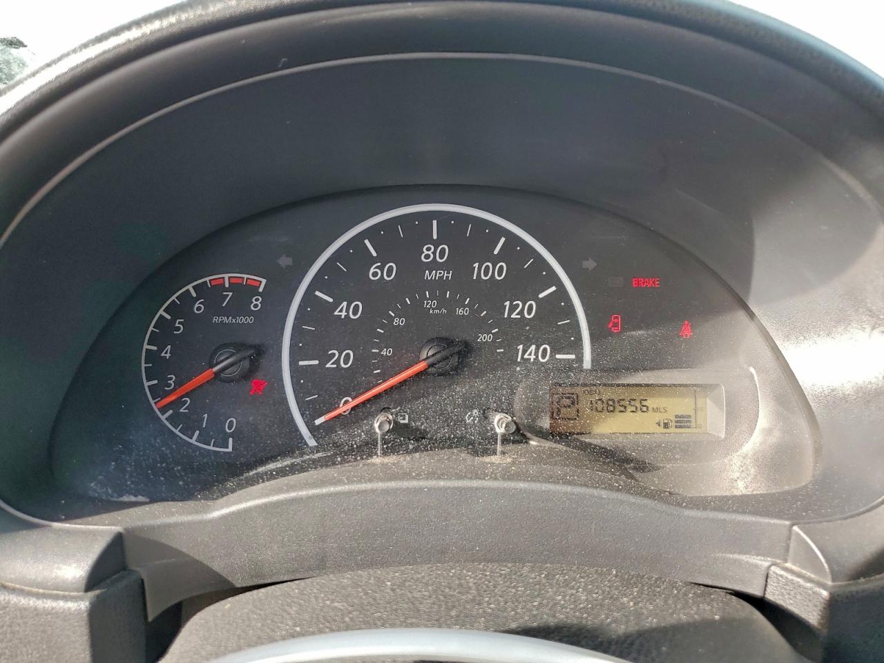 Nissan Versa S Image 3