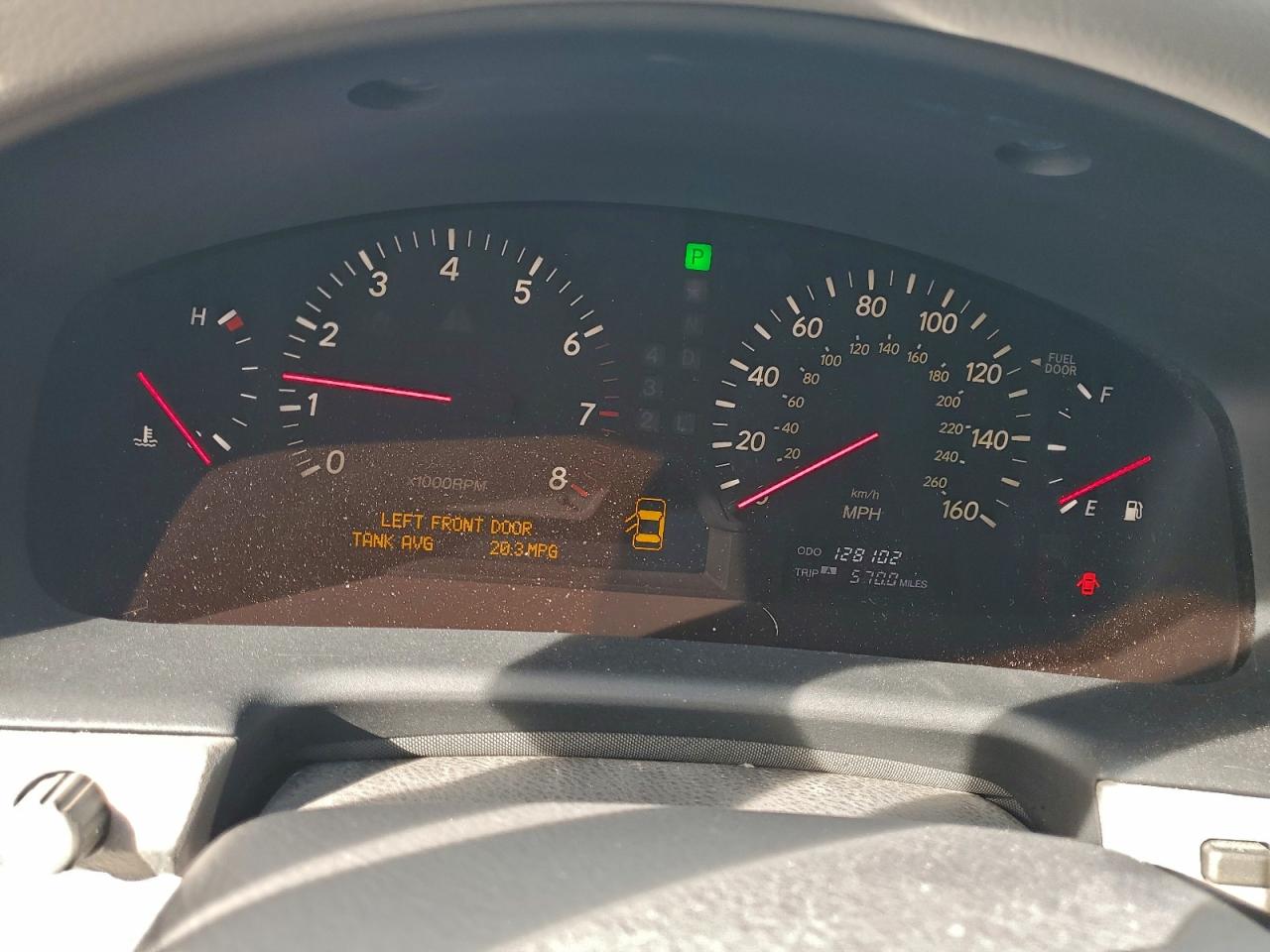 Lexus LS 430 Image 10