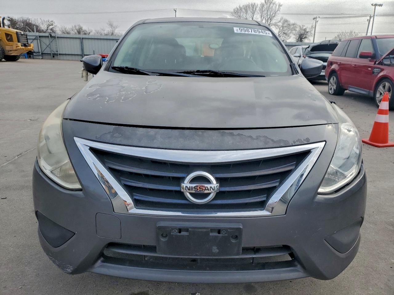 Nissan Versa S Image 4