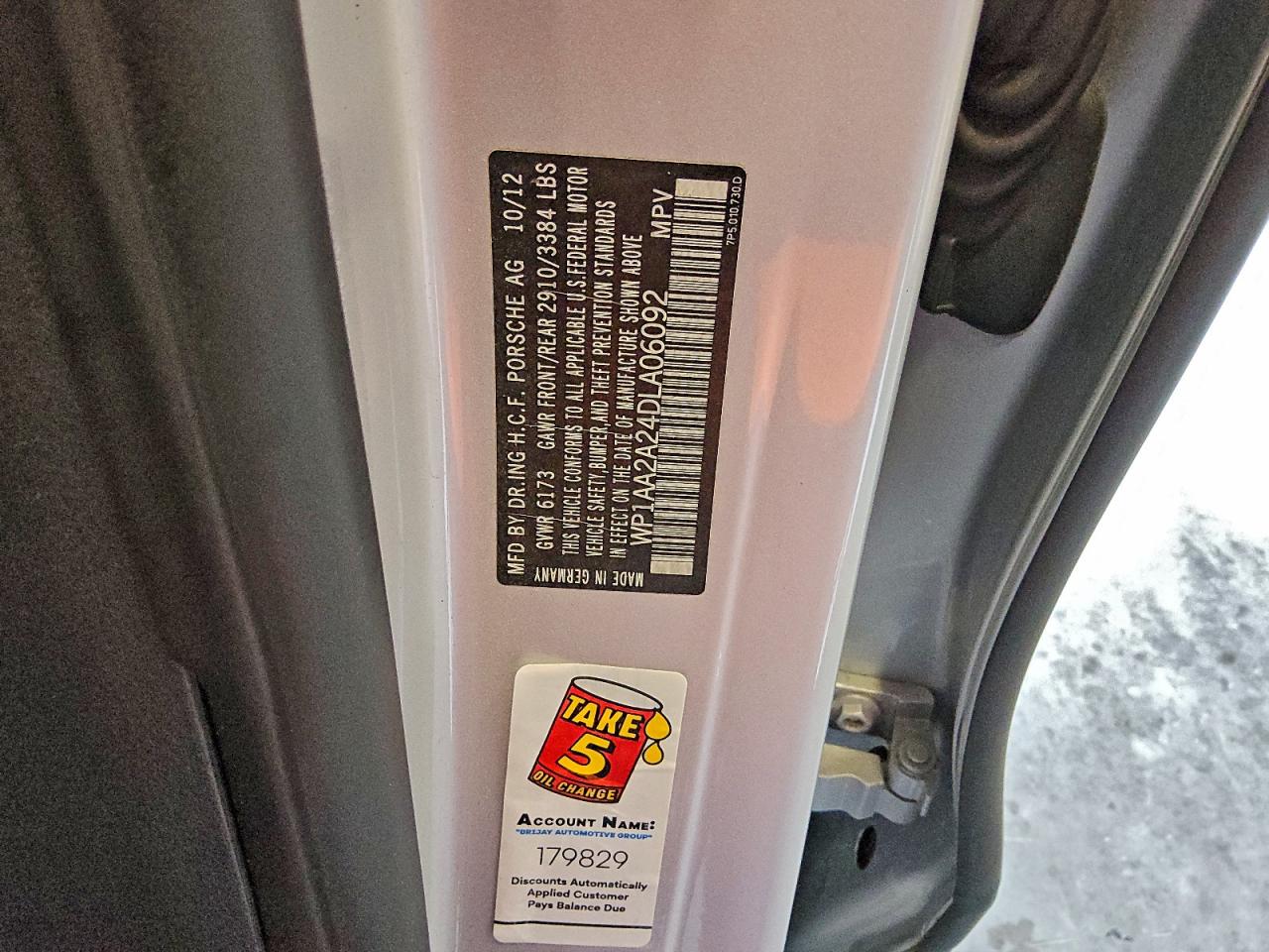 Porsche Cayenne Image 9