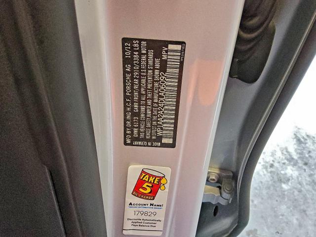 Porsche Cayenne Image 9