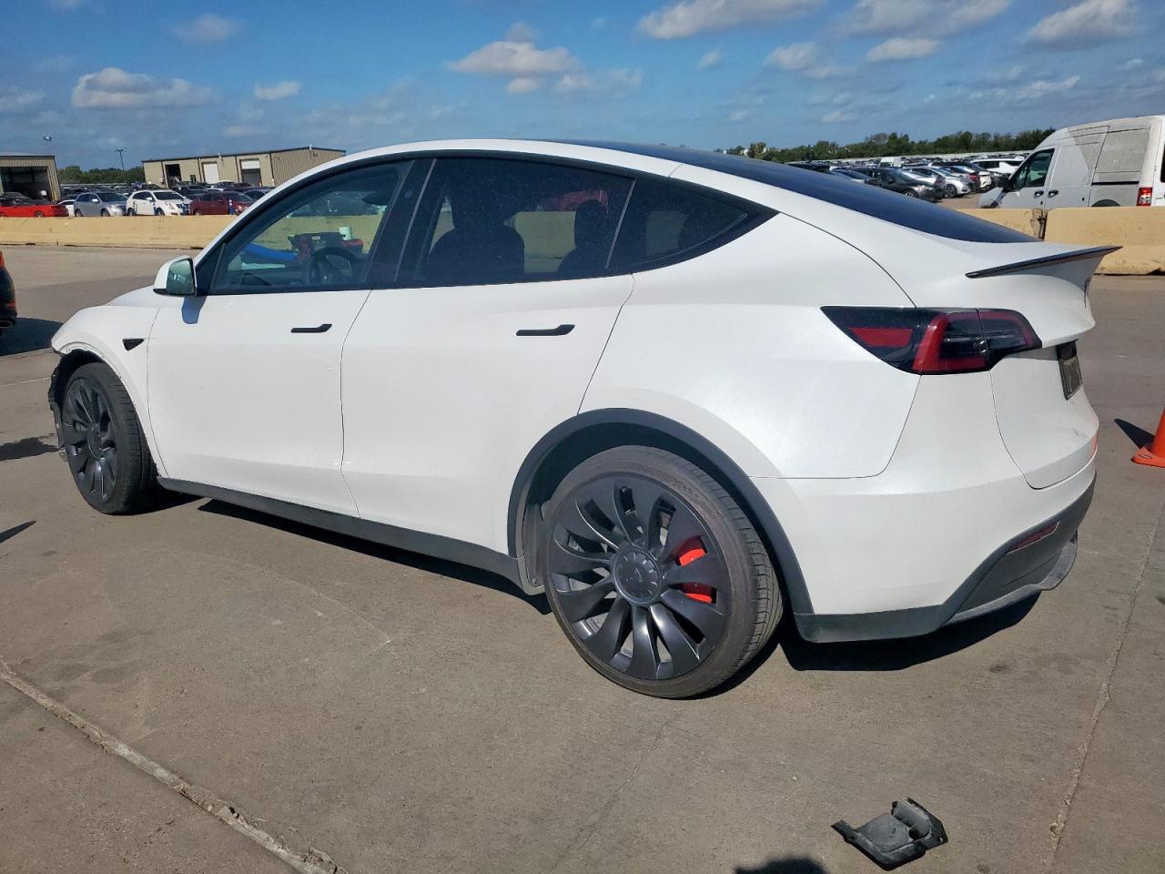 Tesla Model Y Image 2