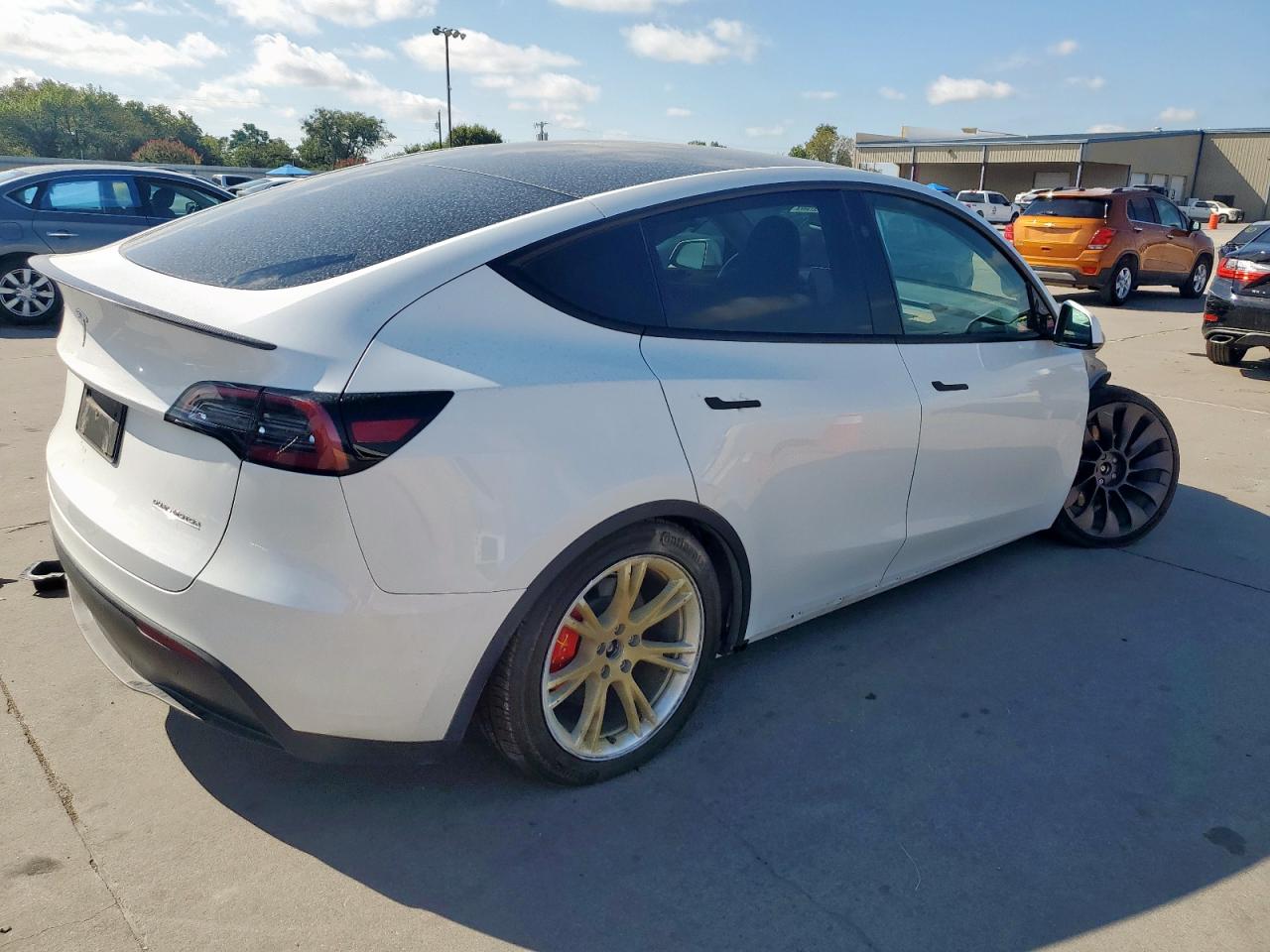 Tesla Model Y Image 6